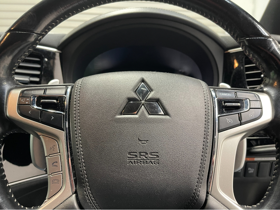 2018 Mitsubishi Outlander HYBRID 2.4 PHEV 4H AUTOMATIC 5DR MODEL  www.bolandscarcentre.ie €19,900