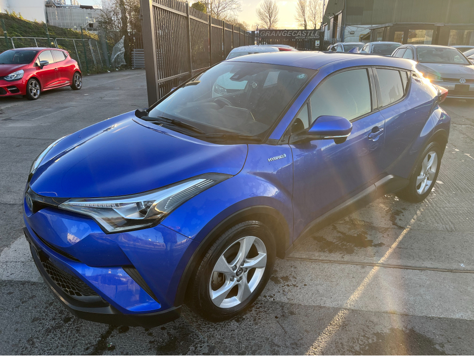 2018 Toyota C-HR 1.8 HUBRID AUTO LOW KMS €17,450