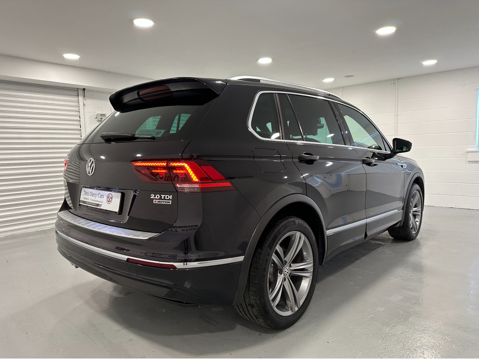 2019 Volkswagen Tiguan (191) TIGUAN 2.0TDI R LINE (LEATHER) DSG 4 MOTION LOW KMS VW/AUDI SPECIALISTS WWW.DENISDARCYCARS.IE €31,950