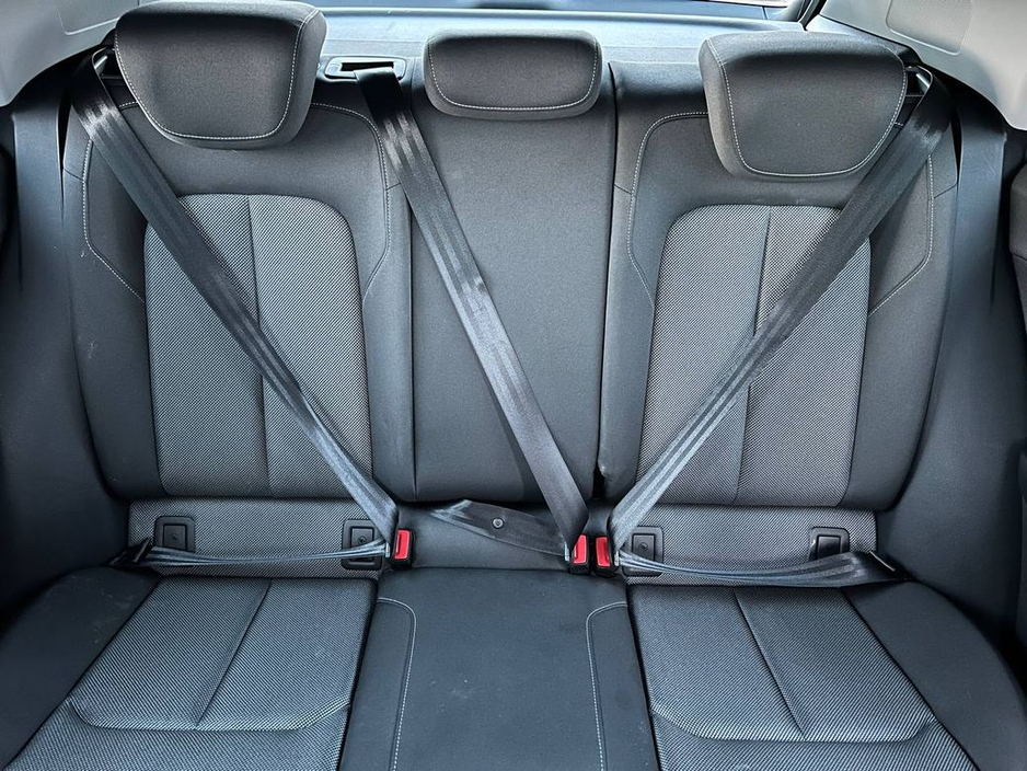 2017 Audi Q2 SPORT 1.0 TFSI // LOW MILEAGE // HEATED SEATS // DIGITAL CLUSTER // APPLE CARPLAY/ANDROID AUTO €18,950