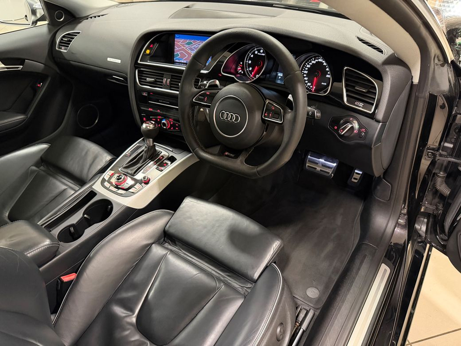 2015 Audi RS5 4.2 V8 FSI QUATTRO (450 BHP)=PAN ROOF//LOW MILES//D REG=FULL SERVICE HISTORY=TAILORED FINANCE PACKAGES AVAILABLE=TRADE IN'S WELCOME €44,995