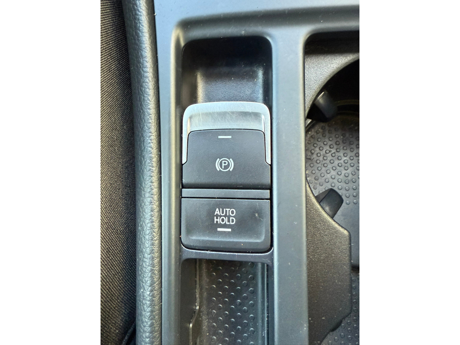 2015 Volkswagen Golf  €14,990