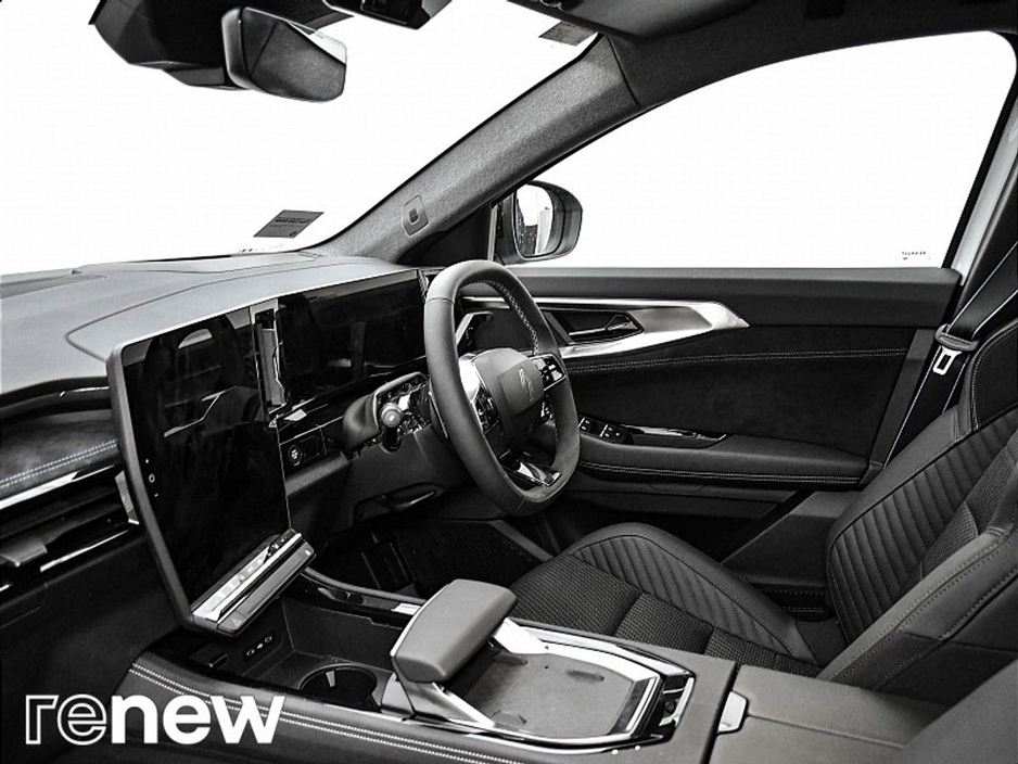 2025 Renault Austral techno full hybrid E-Tech 200 Auto €40,890