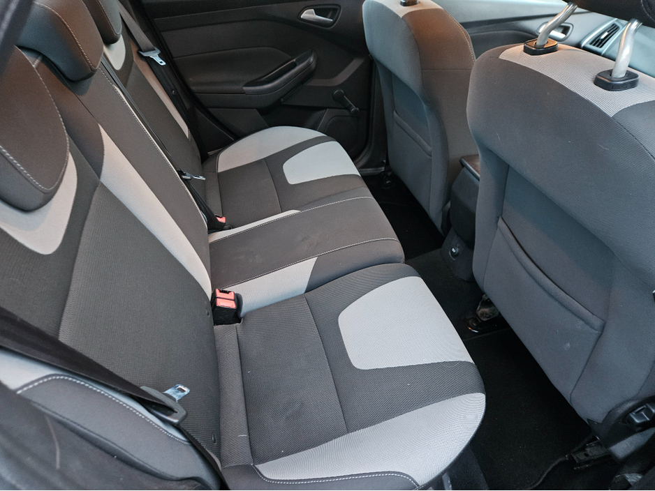 2013 Ford Focus ZETEC 1.6 TDCI 95PS 4DR