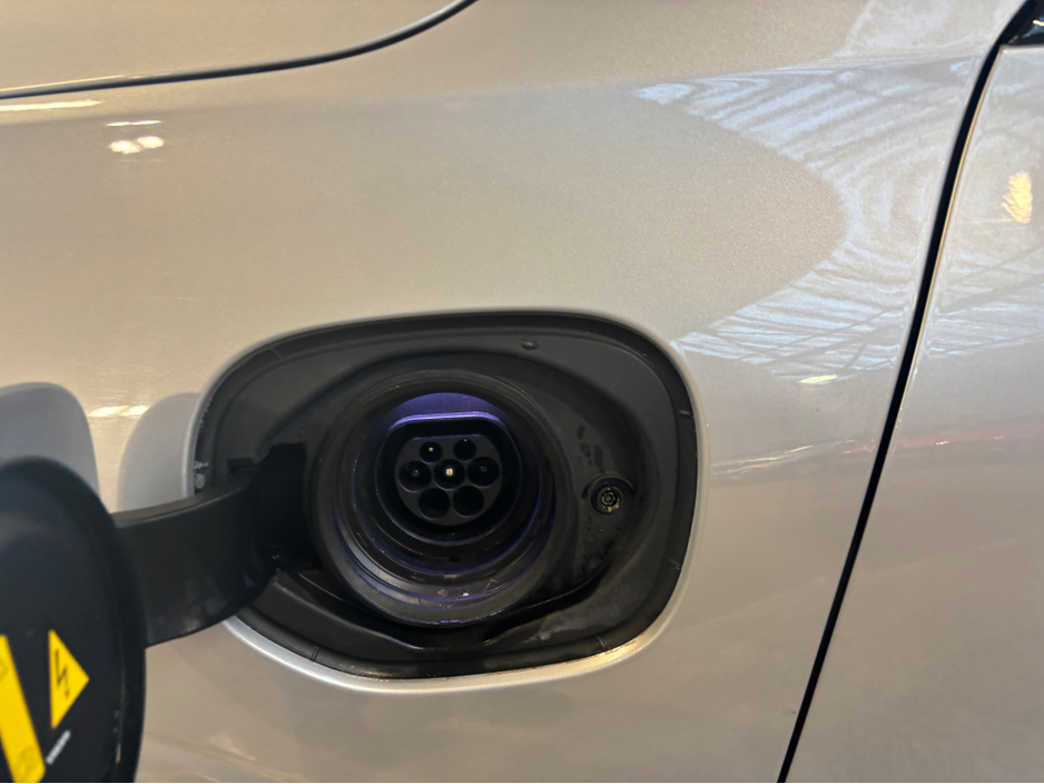 2023 Volvo XC60 T6 PHEV PLUS DARK AWD 5DR AUTO €39,750