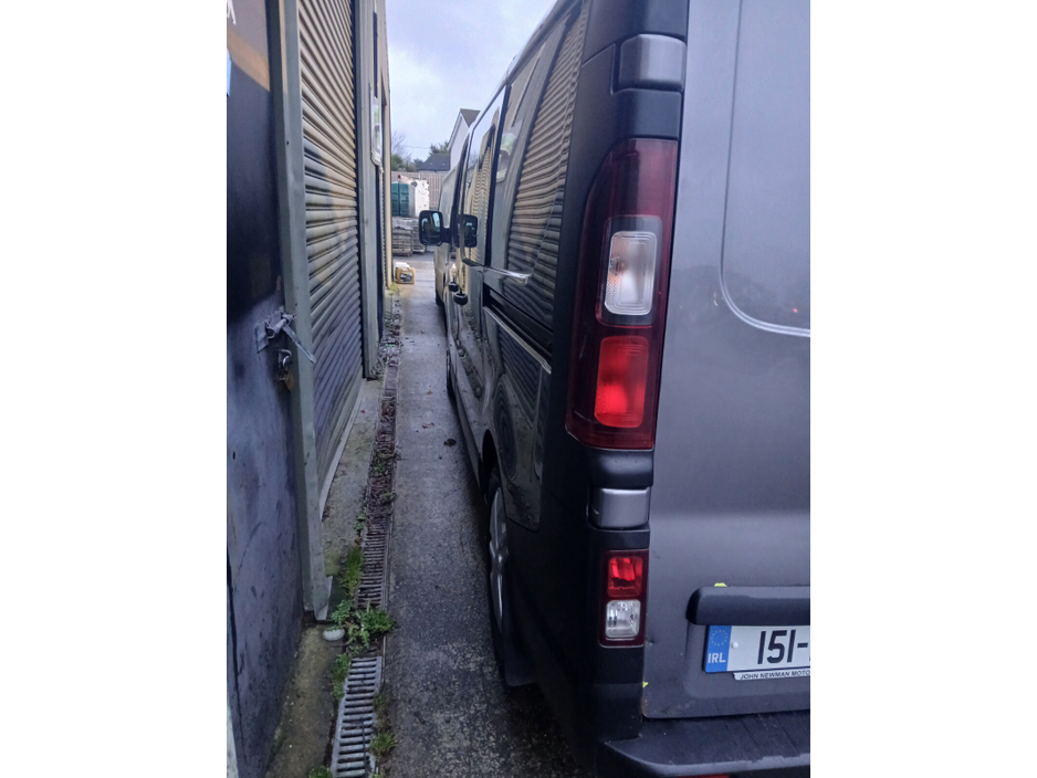 2015 Renault Trafic  €12,000