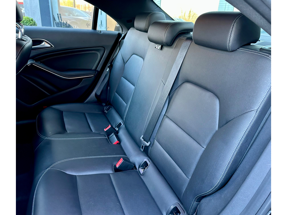 2018 Mercedes-Benz CL Class 180 URBAN AUTO 4DR €19,950