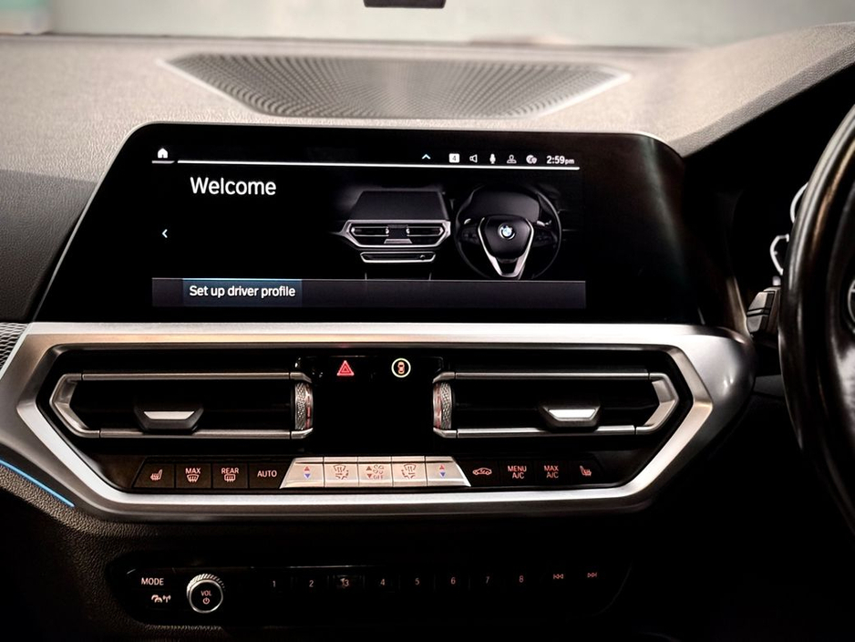 2021 BMW 3 Series 330E M-SPORT // 12 MONTH WARRANTY // SAME DAY FINANCE // FULLY KITTED €25,950