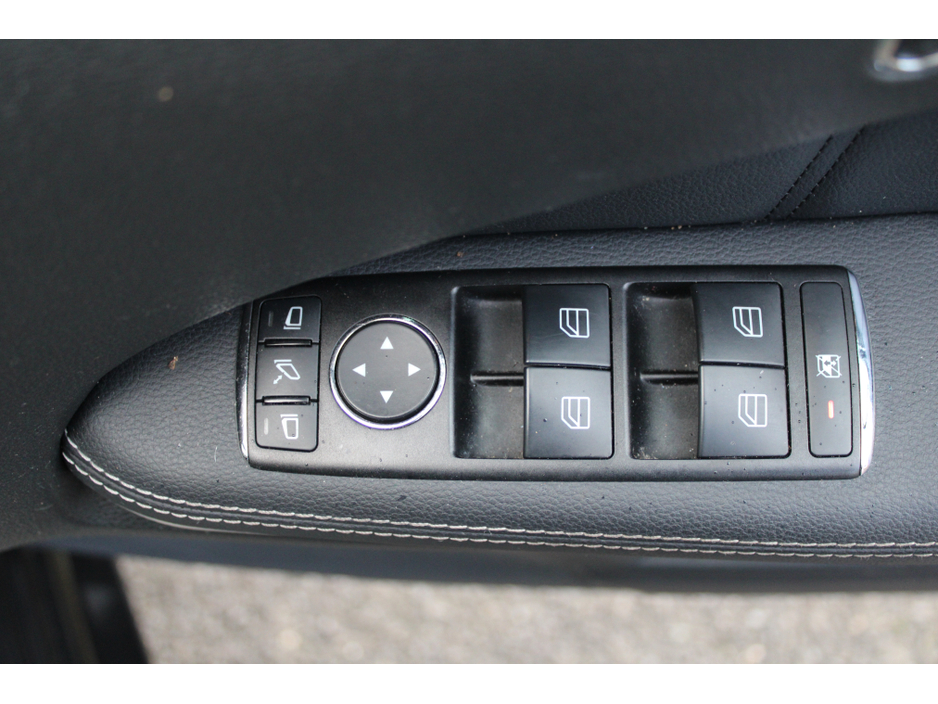 2010 Mercedes-Benz E Class E SERIES CDI BLUE EFFICIENCY SPORT 4DR AUTO €7,995