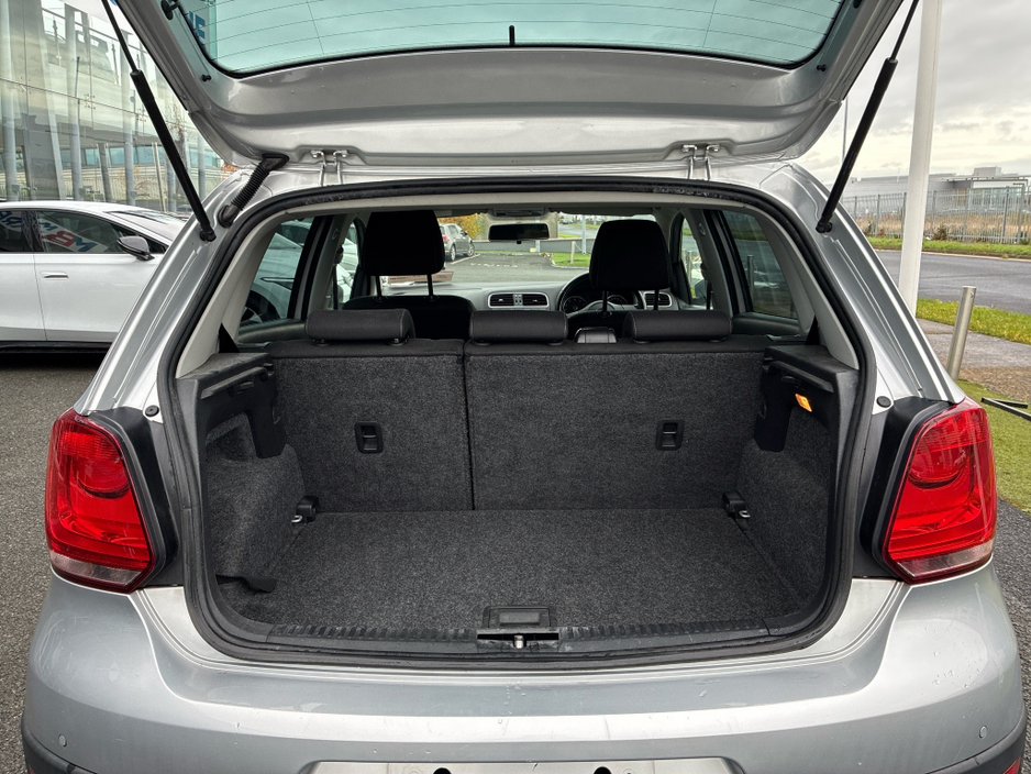 2012 Volkswagen Polo Polo Cross 1.2L Petrol Automatic €8,950