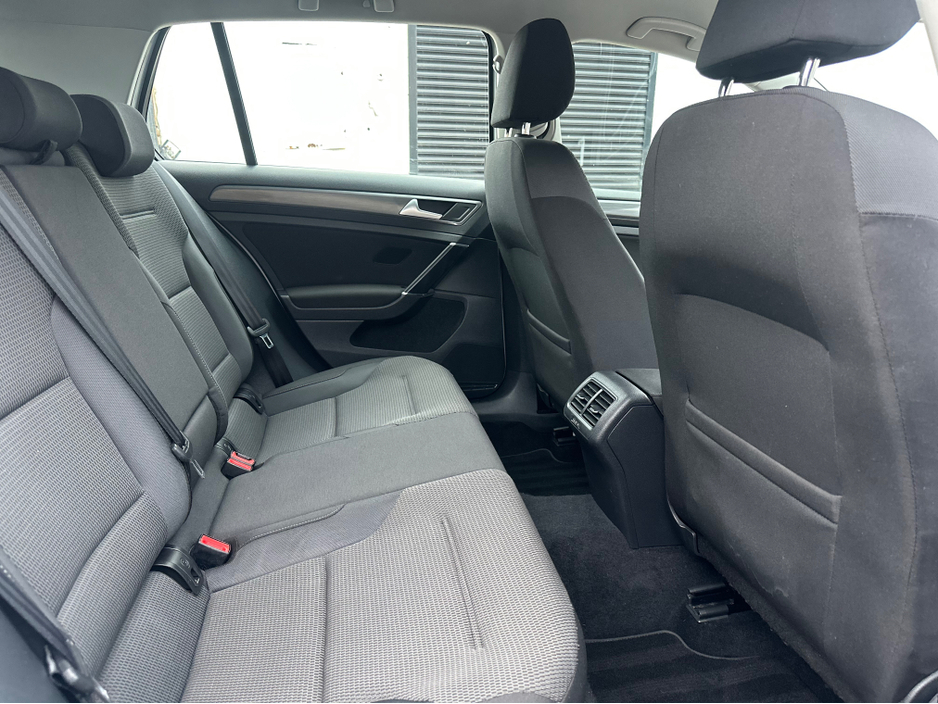 2018 Volkswagen Golf 1.6 TDI SE NAV BLUEMOTION 115PS 5DR €16,950