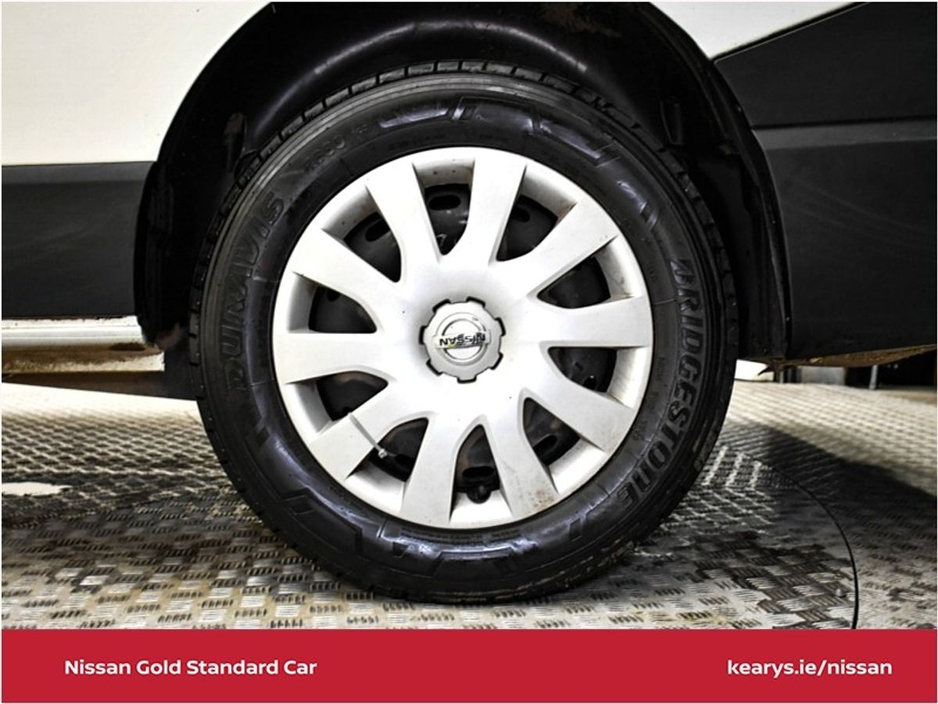 2021 Nissan NV300 LWB 120 XE - PRICE EXCLUDES VAT - €14,600 + VAT = €17,958 €14,600