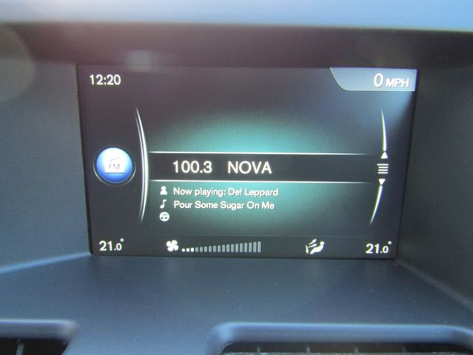 2016 Volvo XC60 2.0 D4 R-design NAV 190BHP 5DR €15,950