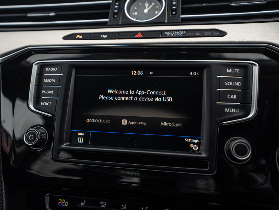 2017 Volkswagen Passat 2017 Passat HIGHLINE/96k km/New NCT/1yr warranty €17,888