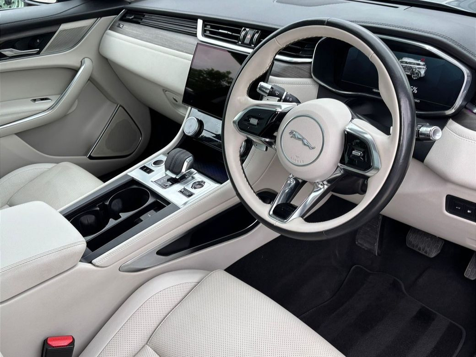 2022 Jaguar F-Pace 2.0 P400E, PHEV S, PAN ROOF, IVORY INTERIOR €41,990
