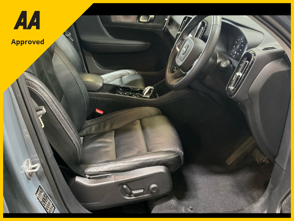 2022 Volvo XC40 2022 XC40 Petrol Plug In Hybird Plus Dark €34,950