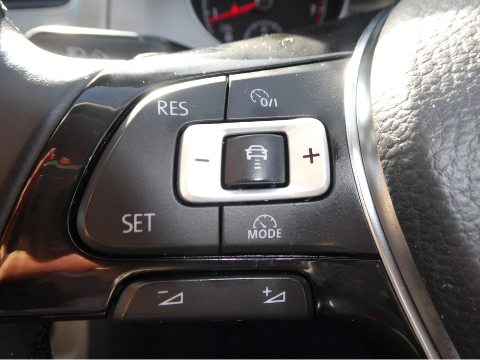 2015 Volkswagen Golf with NCT €13,950