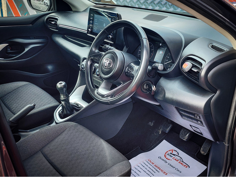 2022 Toyota Yaris 1.0 LUNA 4DR 1 Year Warranty €14,250