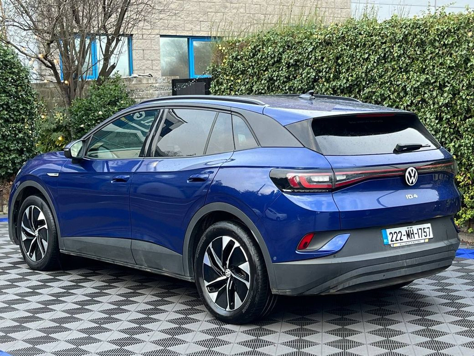 2022 Volkswagen ID.4 PRO LIFE 77KWH // 19" DIAMOND CUT ALLOYS // APPLE CARPLAY/ANDROID AUTO // DIGITAL CLUSTER €23,950