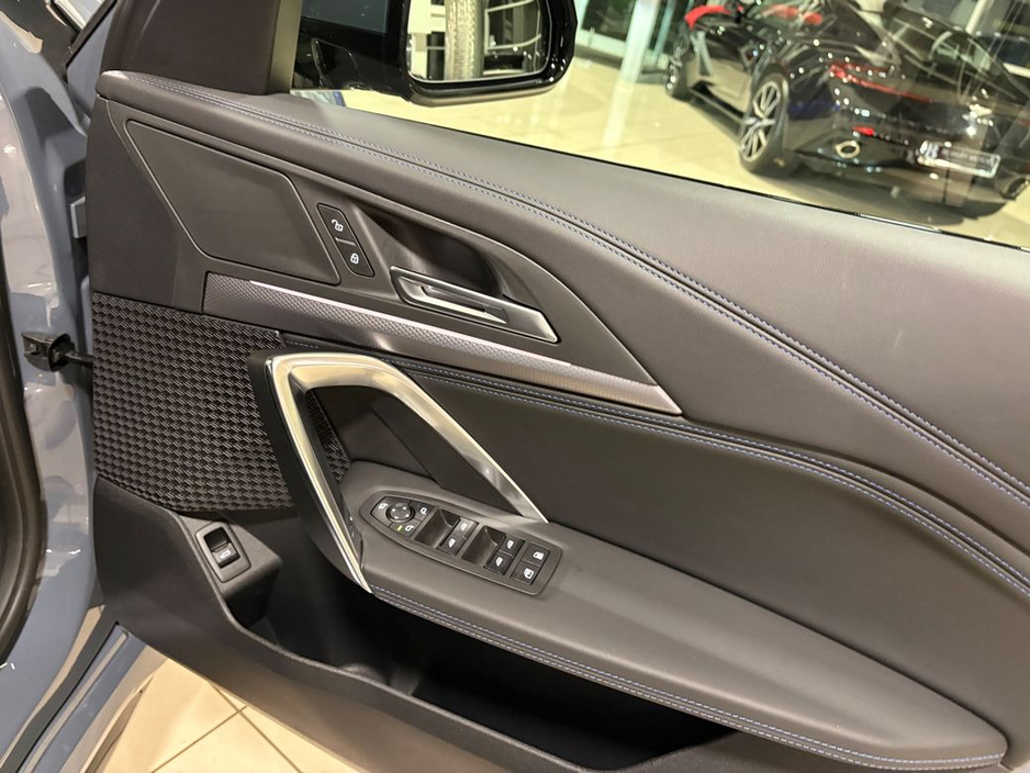 2025 BMW X1 25e M-SPORT PRO X-DRIVE=ONLY 8000 MILES//HUGE SPEC//AS NEW=BMW WARRANTY UNTIL 02/2028=TAILORED FINANCE PACKAGES INCL PCP AVAILABLE=TRADE IN'S WELCOME €52,995