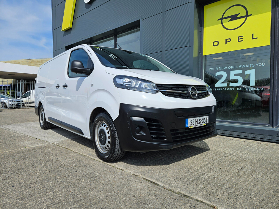 2023 Opel Vivaro  €22,000