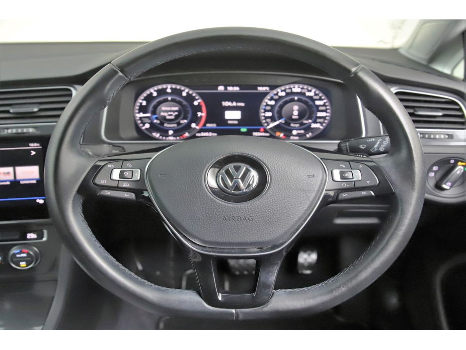2018 Volkswagen Golf 1.2 TSI DSG MK 7.5 COMFORTLINE *CARPLAY*ANDROID*REVERSE CAM*