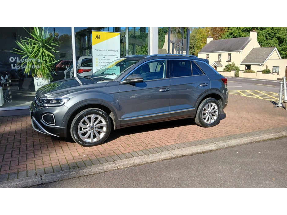 2023 Volkswagen T-Roc 2.0 TDI 116HP Style, Indium Grey, 1 owner. €31,950