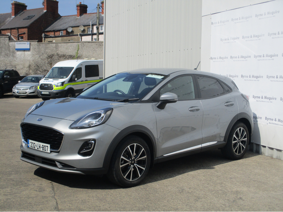 2023 Ford Puma AUTOMATIC TITANIUM 5DR 1.0T 125 MHEV WITH WINTER PACK AND SPARE WHEEL KIT. ONE CAREFUL OWNER AND FULL FORD SERVICE HISTORY  AND 3 YEARS WARRANTY !!! €29,950