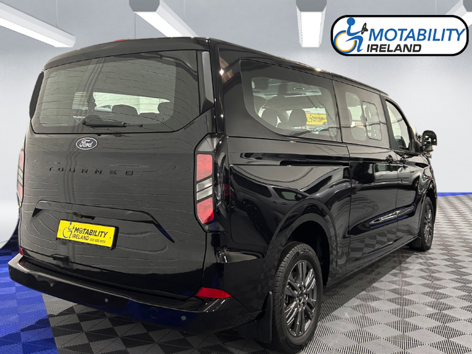 2026 Ford Tourneo Custom Wheelchair Accessible Taxi €91,995