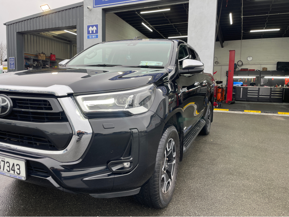 2021 Toyota Hilux 2021 TOYOTA HILUX 2.4 D-4D INVINCIBLE 4WD CREW CAB €28,950