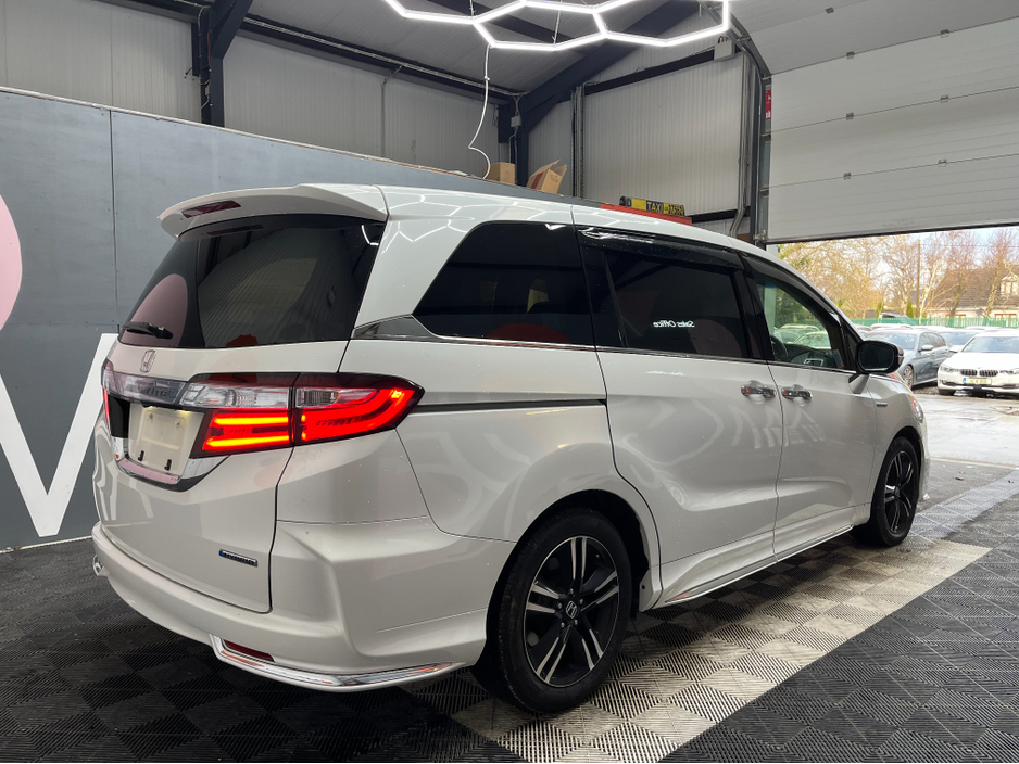 2017 Honda Odyssey €21950 2017 HONDA ODYSSEY 7 SEATER AUTOMATIC HYBRID ABSOLUTE SENSING  2.0 AUTOMATIC / ELECTRIC SEATS / REVERSE CAMERA / CRUISE CONTROL / AUTOMATIC DOORS €21,950