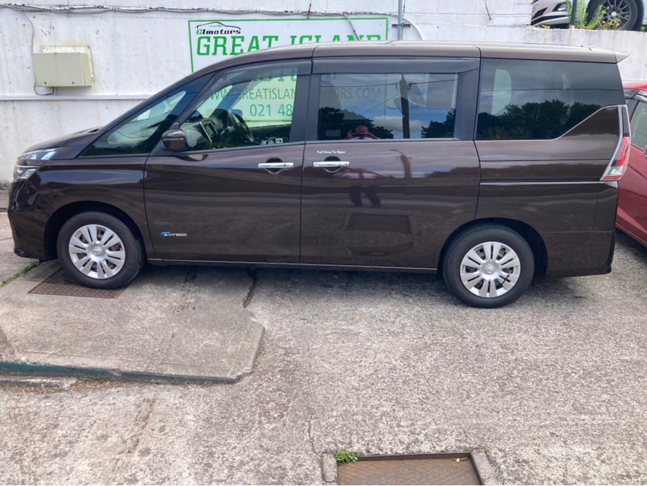 2017 Nissan Serena 2.0i HYBRID 8 SEATER PETROL AUTOMATIC €18,900