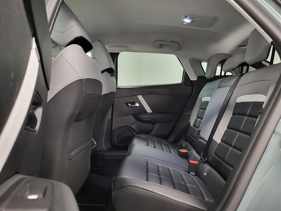 2025 Citroen C4 MAX Hybrid From €103 Per Week €35,925