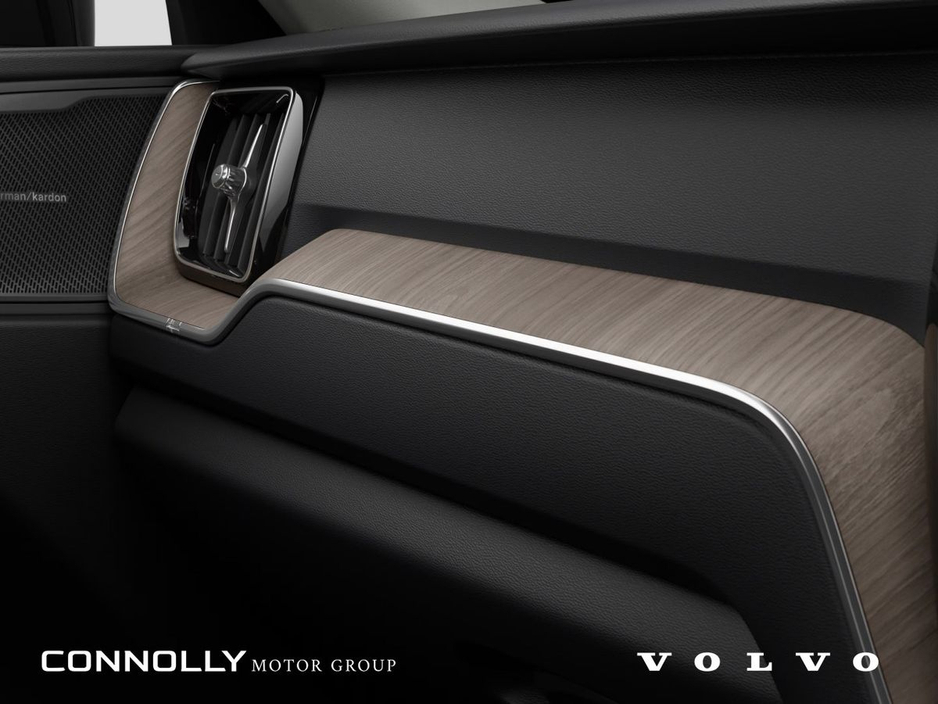 2026 Volvo XC60 T6 Plus Dark PHEV €772pm €77,990