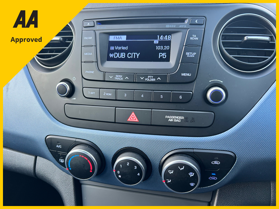 2016 Hyundai i10 2016 HYUNDAI i10 1.0 PETROL DELUXE LOW KMS €8,450