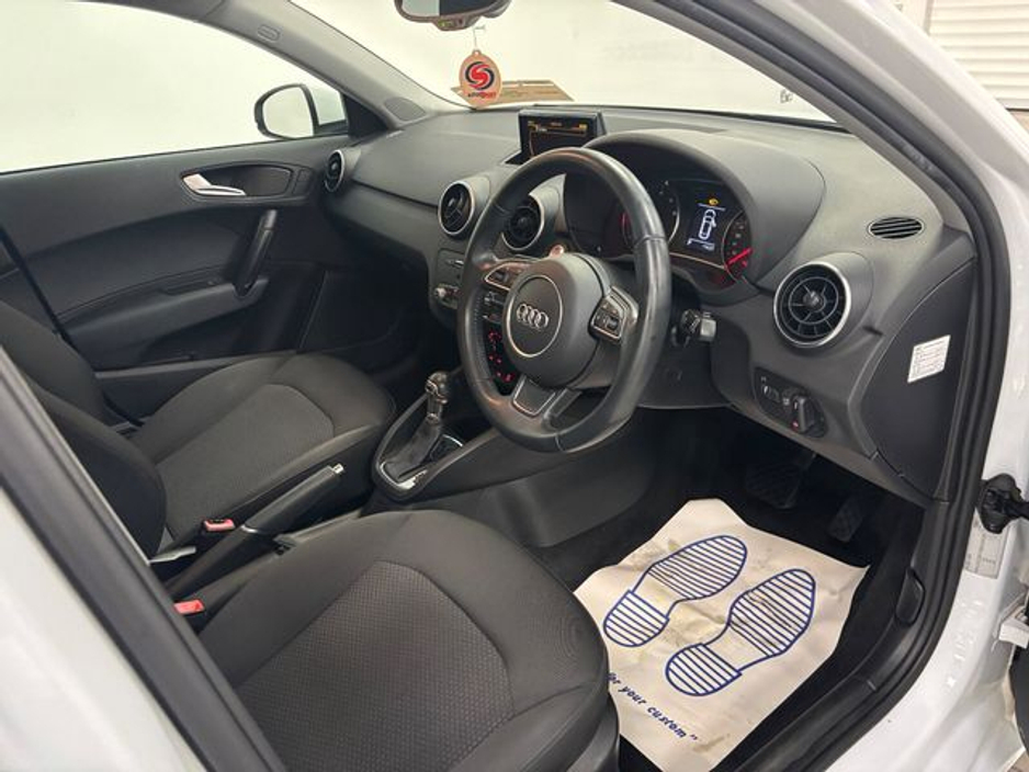 2016 Audi A1 1.0TFSI 95HP S Tronic SE €13,250