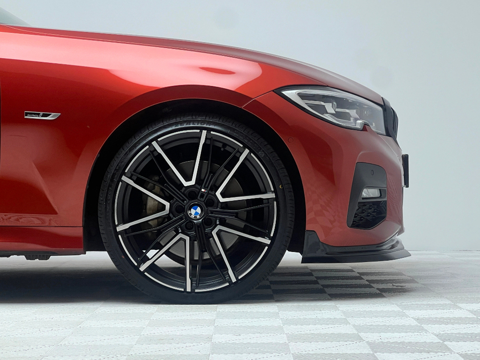 2022 BMW 3 Series 330E M SPORT €27,990