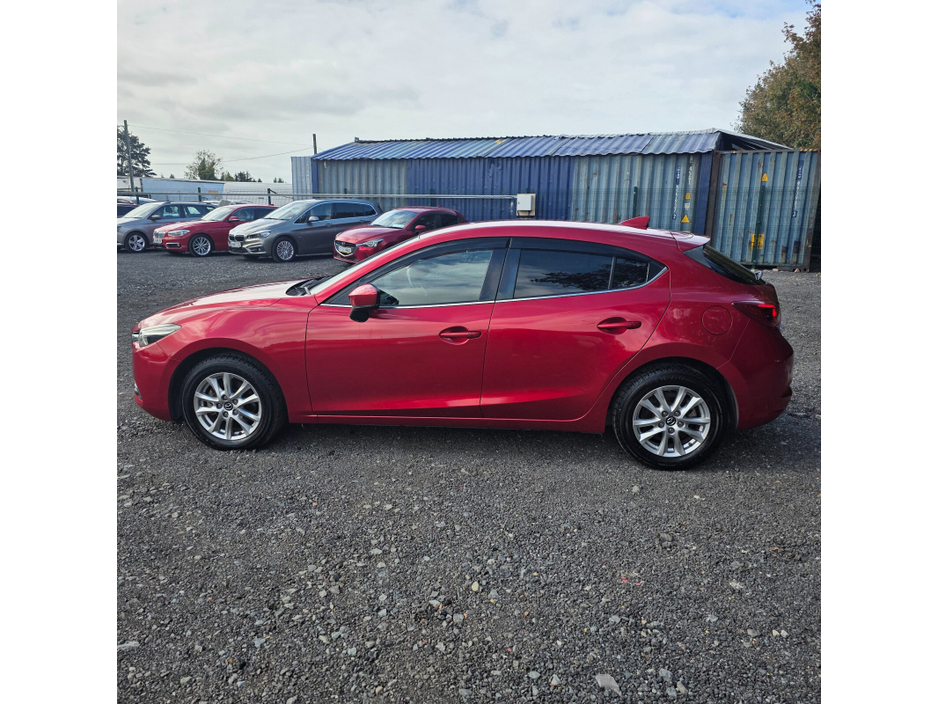 2016 Mazda Axela  €12,450
