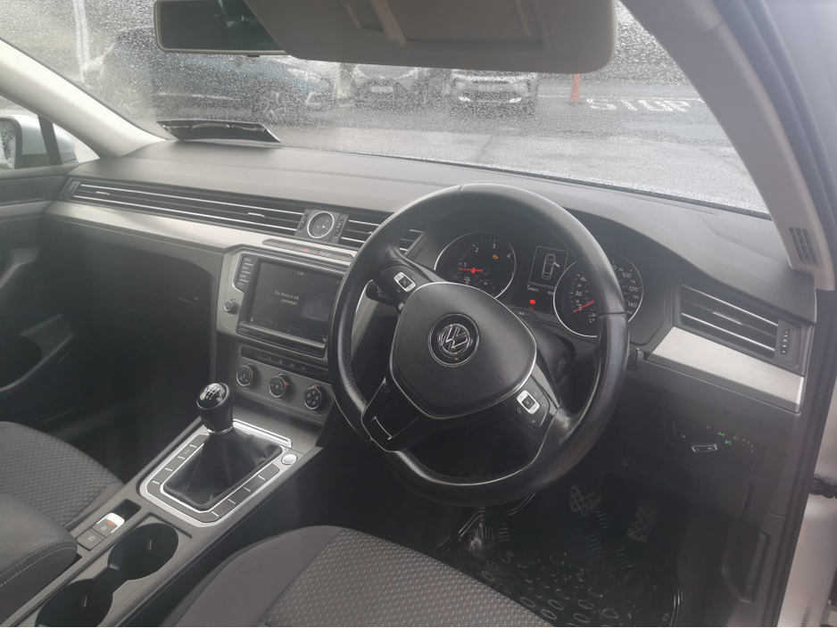 2016 Volkswagen Passat 1.6 TDI BLUEMOTION 120PS 4DR €9,000