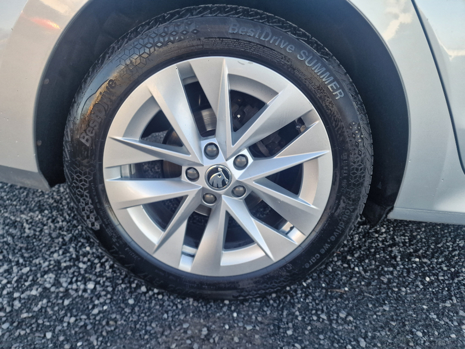2022 Skoda Octavia AMBITION 2.0tdi 115HP 5DR €21,950