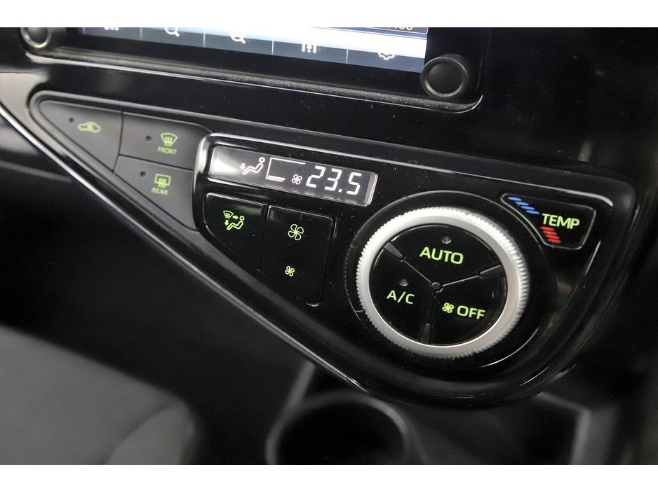 2020 Toyota Aqua 1.5 HYBRID *ANDROID CAR PLAYER*REVERSE CAM*PARK SENSORS* €14,480