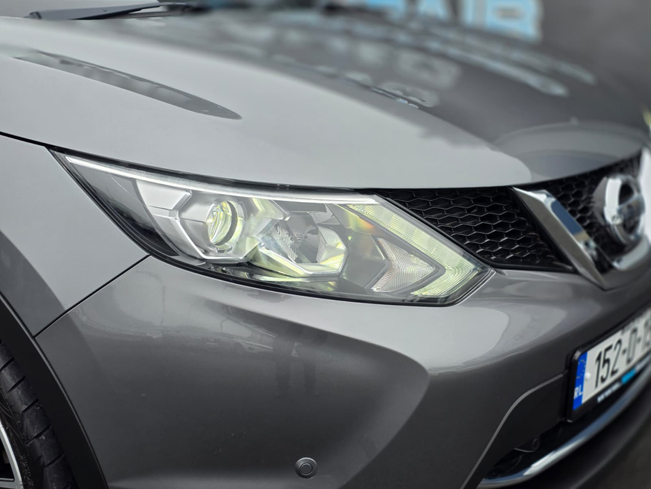 2015 Nissan Qashqai 1.2 PET SVE + GLASS ROYALE ROOF E6 4DR €14,950