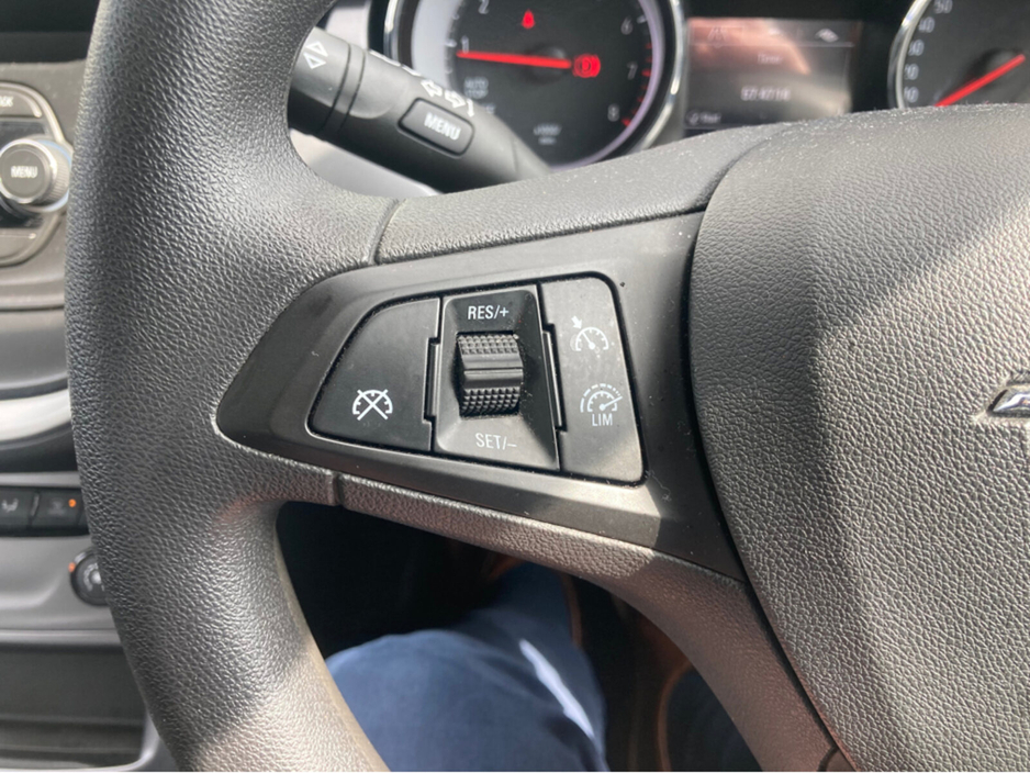 2019 Opel Astra 1.0 petrol 5 door hatchback €12,750