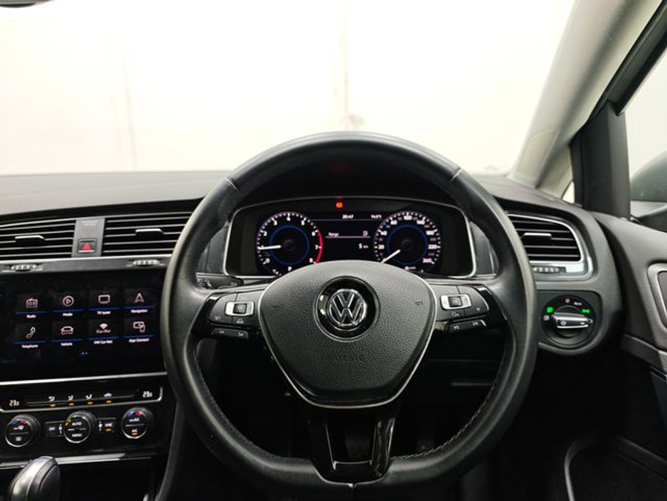 2018 Volkswagen Golf * Great Spec *1.2 TSI Automatic, Reversing camera €16,995