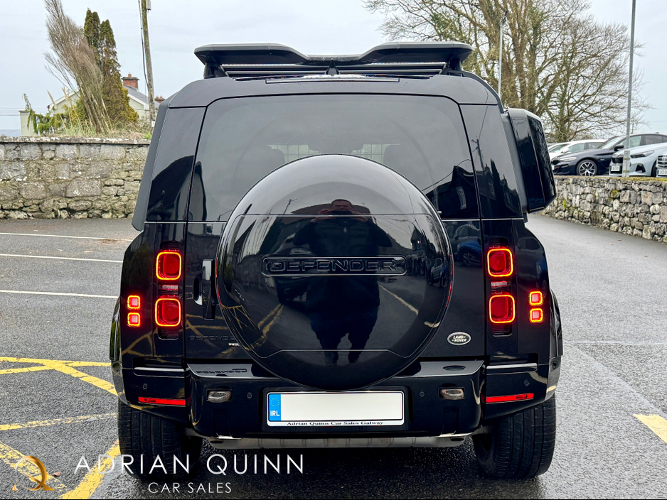 2023 Land Rover Defender 110 P400e X-DYNANIC AUTO URBAN==HUGE SPEC== €84,950