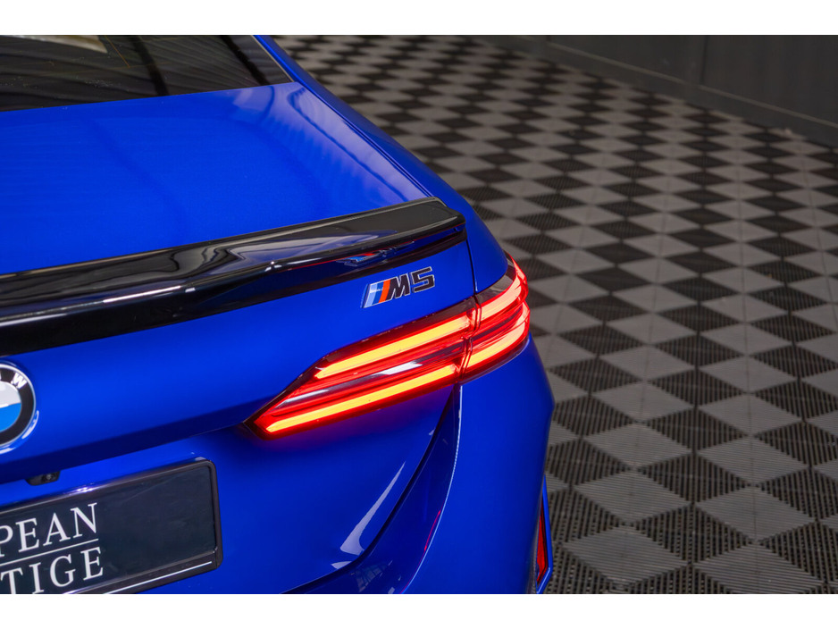 2025 BMW M5  €132,950