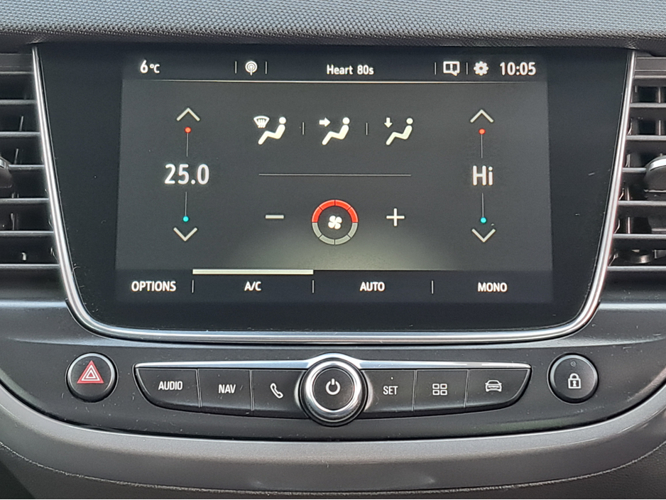 2022 Opel Crossland ULTIMATE 1.2TURBO 130BHP **LEATHER/SUEDE INTERIOR** €19,950