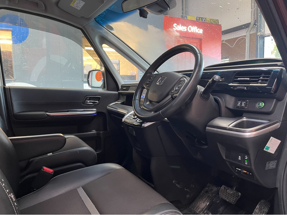 2020 Honda Stepwagon €28950 2020 HONDA STEPWAGON 7 SEATER HEV G SENSING 2.0 AUTOMATIC / CRUISE CONTROL / REVERSE CAMERA / AUTOMATIC DOORS / ELECTRIC HEATED SEATS €28,950