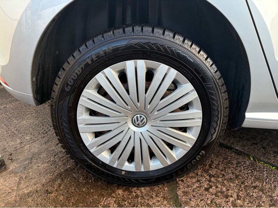 2015 Volkswagen Polo 1.2i TSI Petrol Automatic Comfortline €12,250