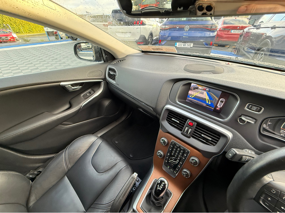 2018 Volvo V40 D4 INSCRIPTION - 2.0L DIESEL - AUTO - 12M WARRANTY - CAR: 1615 €14,950